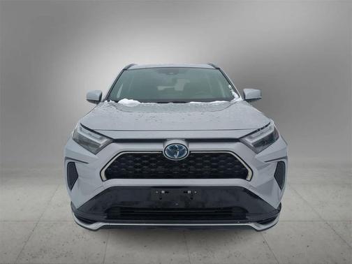 2024 Toyota RAV4 Prime SE