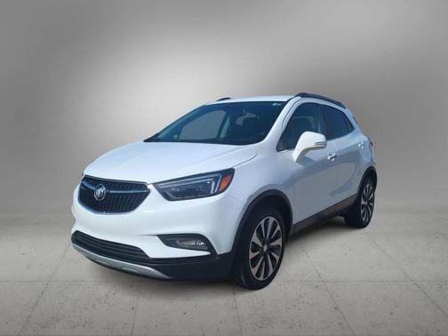 Summit White 2018 Buick Encore Essence