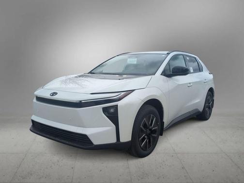 Wind Chill Pearl 2026 Toyota bZ XLE