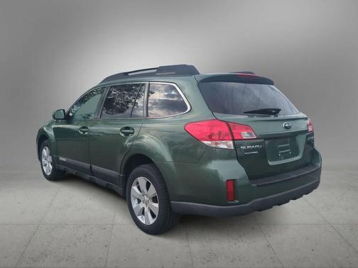 Cypress Green Pearl 2010 Subaru Outback 2.5 i Premium