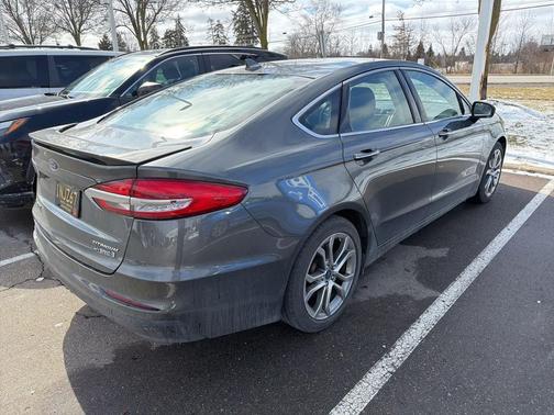 2019 Ford Fusion Hybrid Titanium