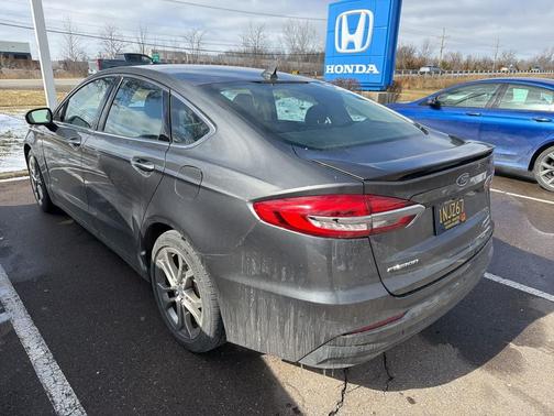 2019 Ford Fusion Hybrid Titanium