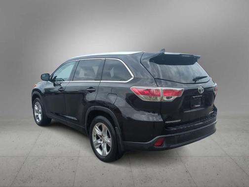 Attitude Black Metallic 2015 Toyota Highlander Limited Platinum