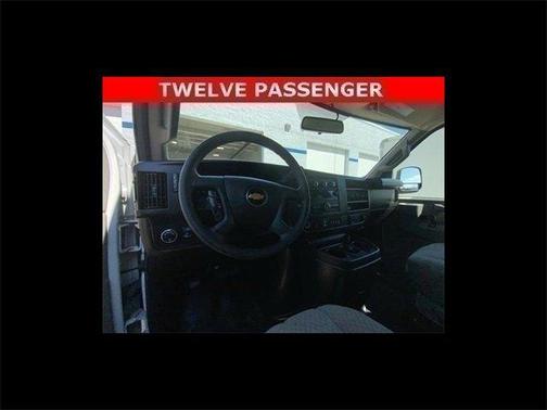 2022 Chevrolet Express 3500 RWD 3500 Extended Wheelbase LS