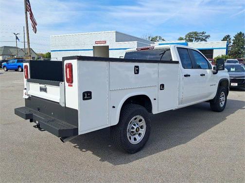 2025 Chevrolet Silverado 3500 WT