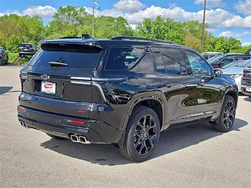 2025 Chevrolet Traverse RS