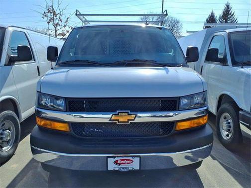2025 Chevrolet Express 2500 RWD 2500 Regular Wheelbase WT
