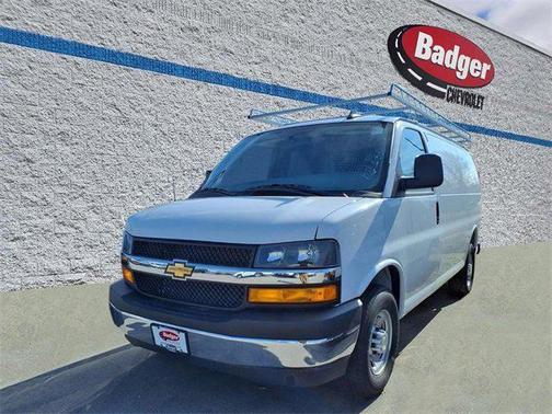 2025 Chevrolet Express 2500 RWD 2500 Regular Wheelbase WT