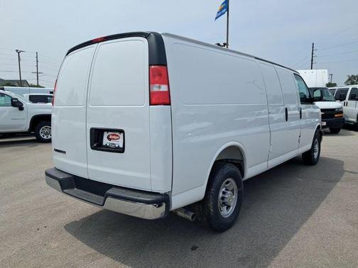 White 2025 Chevrolet Express 3500 RWD 3500 Extended Wheelbase WT