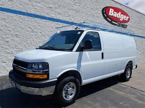2025 Chevrolet Express 2500 RWD 2500 Regular Wheelbase WT