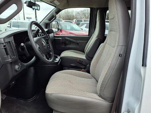 2025 Chevrolet Express 3500 RWD 3500 Extended Wheelbase LS