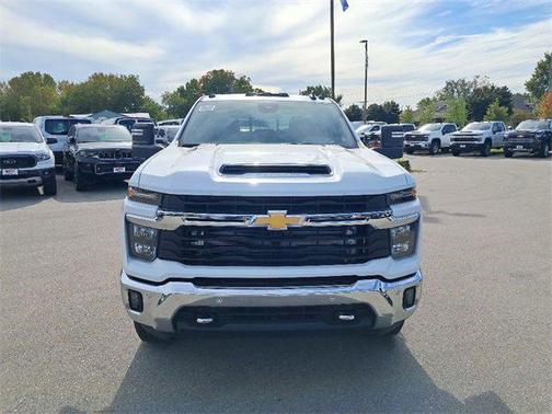 2026 Chevrolet Silverado 3500 LT