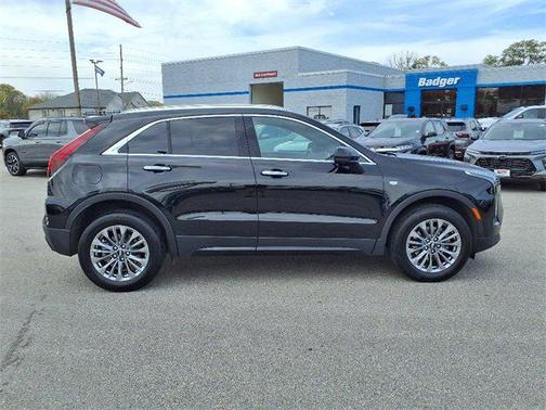 2025 Cadillac XT4 Premium Luxury