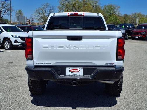 White 2026 Chevrolet Colorado ZR2