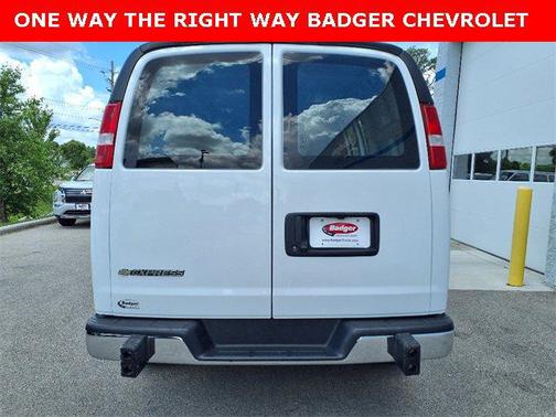2023 GMC Savana 2500 Work Van