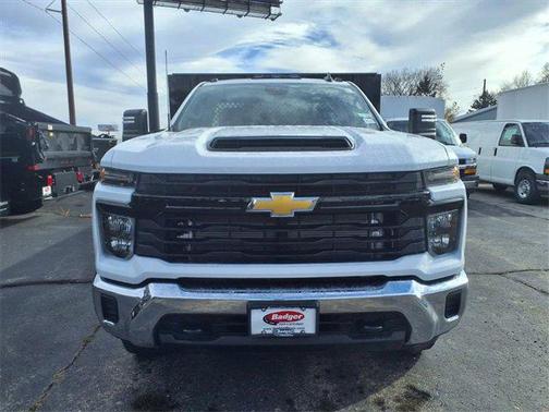 2025 Chevrolet Silverado 3500 WT
