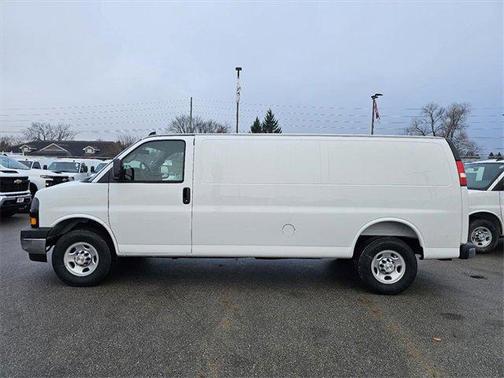 2025 Chevrolet Express 3500 RWD 3500 Extended Wheelbase WT