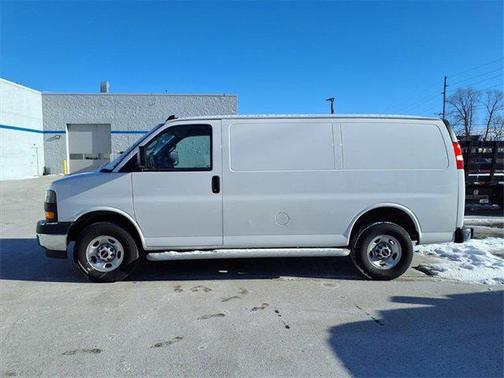 2024 GMC Savana 2500 Work Van