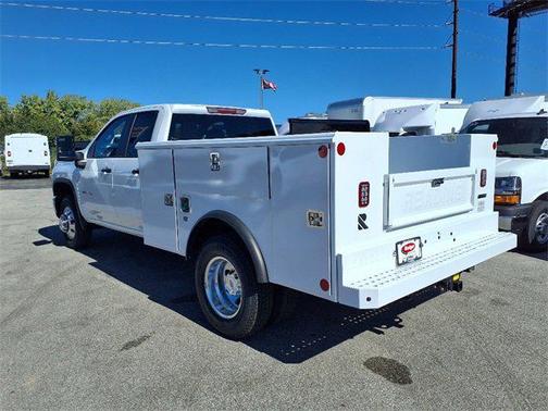 2025 Chevrolet Silverado 3500 WT