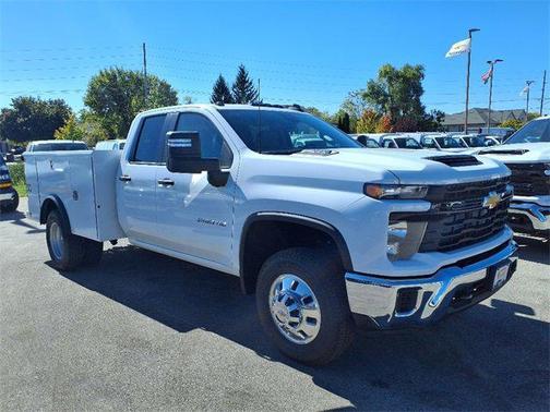 2025 Chevrolet Silverado 3500 WT