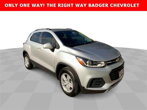 Gray 2022 Chevrolet Trax LT