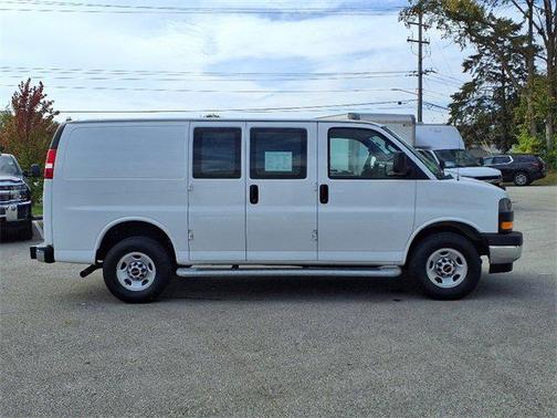 2024 GMC Savana 2500 Work Van