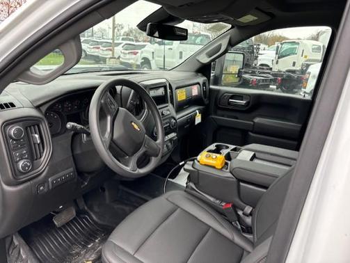 2024 Chevrolet Silverado 3500 WT