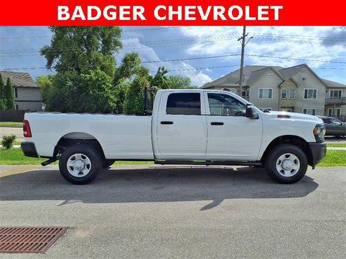 2024 RAM 3500 Tradesman Crew Cab 4x4 8' Box