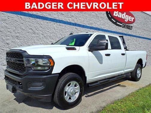 2024 RAM 3500 Tradesman Crew Cab 4x4 8' Box