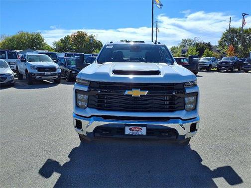 2025 Chevrolet Silverado 3500 WT