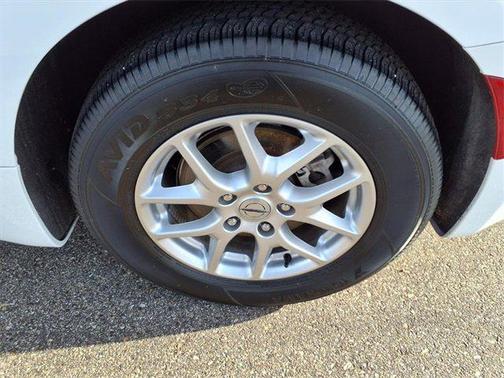 2024 Chrysler Voyager LX