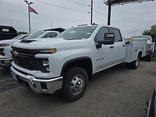 2025 Chevrolet Silverado 3500 WT