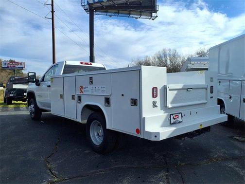 2025 Chevrolet Silverado 3500 WT