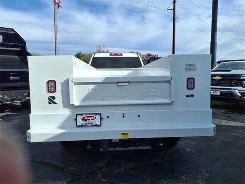 2025 Chevrolet Silverado 3500 WT