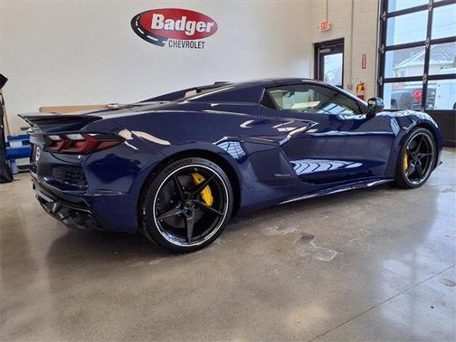 2026 Chevrolet Corvette E-Ray Convertible, 2LZ, RWD