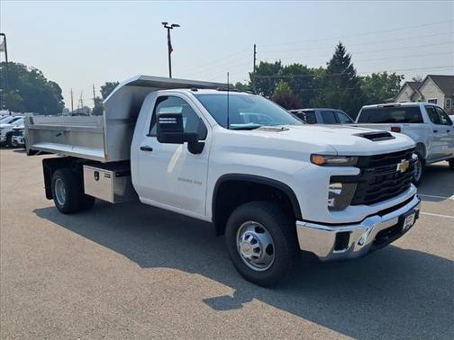 2025 Chevrolet Silverado 3500 WT