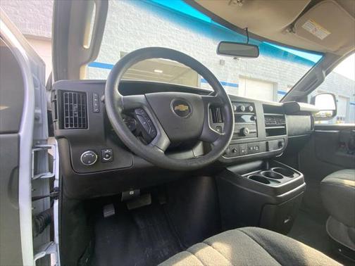 2022 Chevrolet Express 2500 RWD 2500 Regular Wheelbase WT