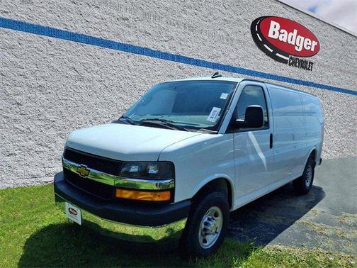 2025 Chevrolet Express 2500 RWD 2500 Regular Wheelbase WT