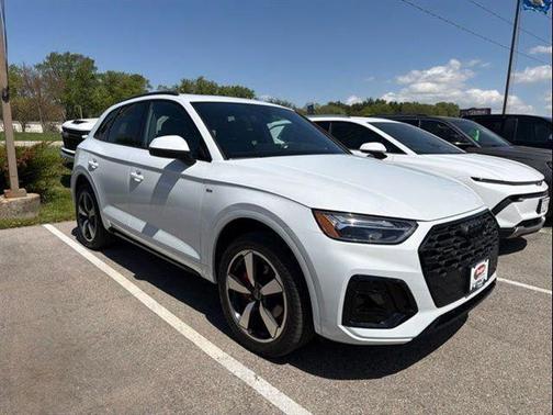 White 2024 Audi Q5 45 S line Premium Plus