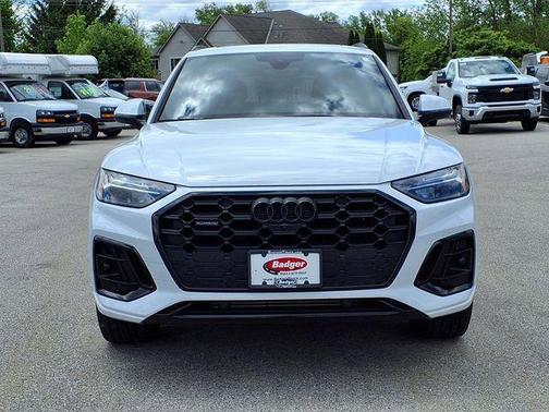 White 2024 Audi Q5 45 S line Premium Plus