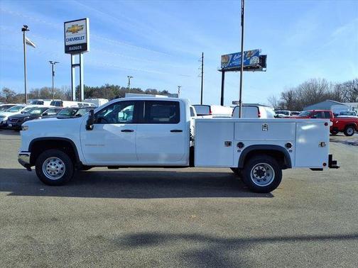 2025 Chevrolet Silverado 3500 WT