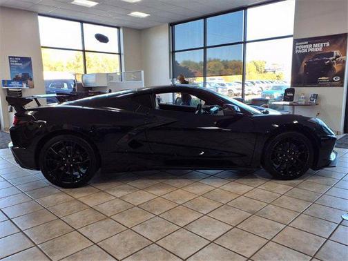 2026 Chevrolet Corvette Stingray w/1LT