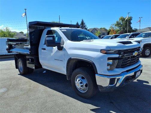 2025 Chevrolet Silverado 3500 WT