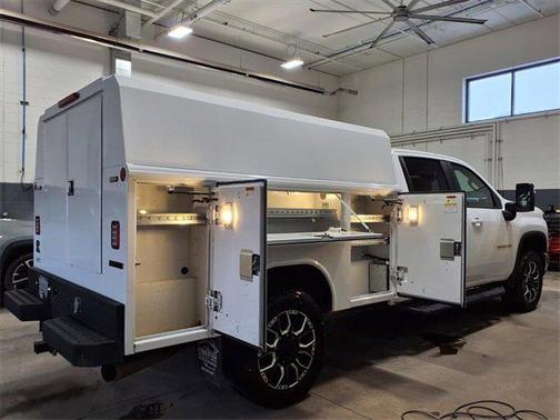 2024 Chevrolet Silverado 3500 LT