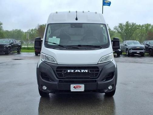 Bright White Clearcoat 2024 RAM ProMaster 2500 Tradesman
