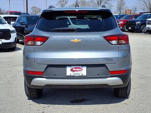 Gray 2026 Chevrolet Trailblazer LT