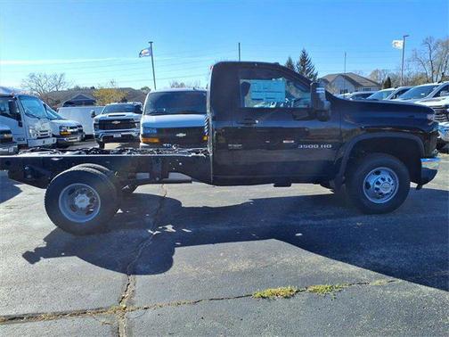 2026 Chevrolet Silverado 3500 WT