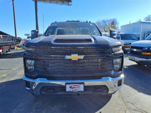 2026 Chevrolet Silverado 3500 WT