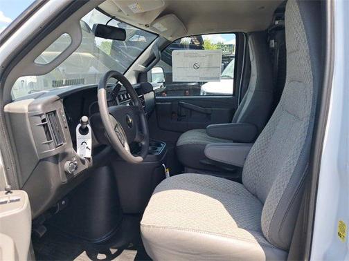 2025 Chevrolet Express 2500 RWD 2500 Regular Wheelbase WT
