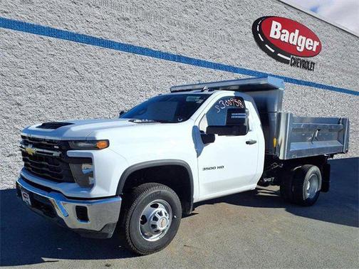 2025 Chevrolet Silverado 3500 WT